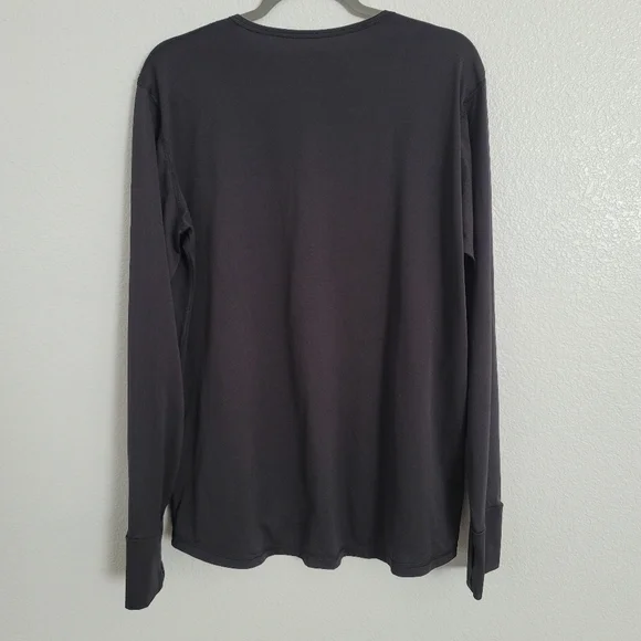 Polartec long sleeve undershirt w/thumbholes size L - Picture 2 of 8